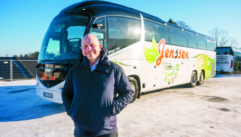 GRØNT SKIFTE: Frode Jenssen og Jenssen Turbuss vil ta del i det grønne skiftet. Den enkleste måten å bli en del av dette var å ta i bruk busser som går på flytende biogass.