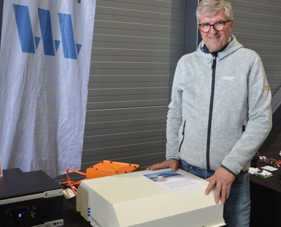 HELELEKTRISK: Key account manager Magne Trolsrud i Eberspächer Group viste på åpningsdagen frem en ny helelektrisk luftvarmer på 6 kW for skap på elektriske lastebiler.