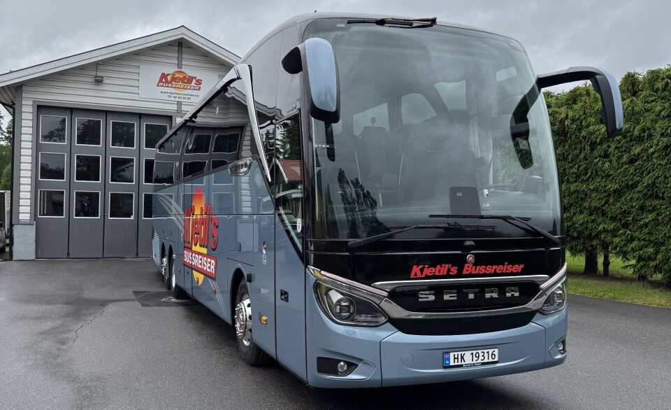 I dag består bussparken av tre relativt nye Setra-modeller.