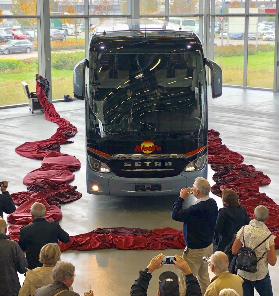 – Tiden for pakketurer med buss er ikke over