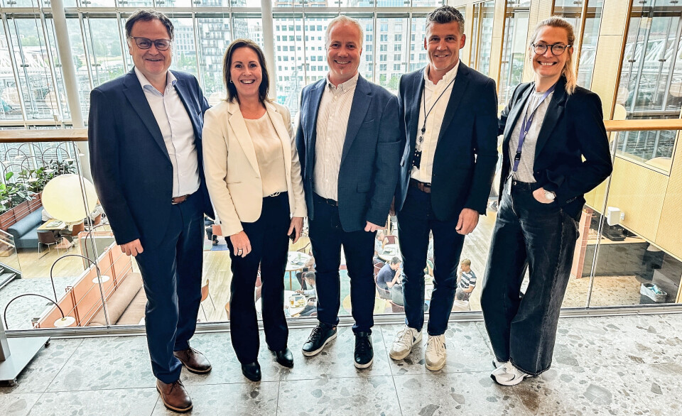 SAMARBEIDSPARTNERE: Fra venstre: Sveinung Kjøren (Gjensidige), Nina Bratlie (Volvo Finans), Rune Vestengen (Volvo Finans), Terje Bergskås (Gjensidige) og Trude Hessen (Gjensidige).