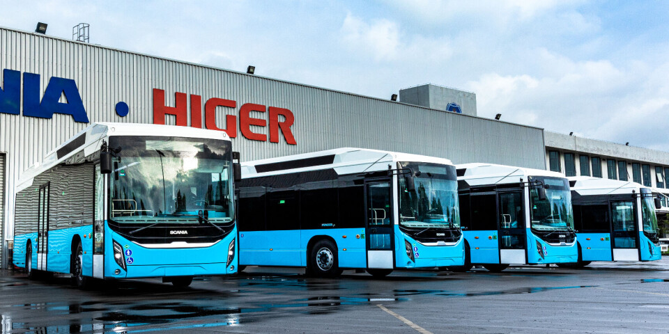 Salgsdirektør Jon Eystein Lund i Norsk Scania er glad for at de endelig melder seg på i elbussmarkedet. Chassis og drivlinje bygges av Scania på de 41 bussene, mens karosseriet produseres av deres kinesiske samarbeidspartner Higer.