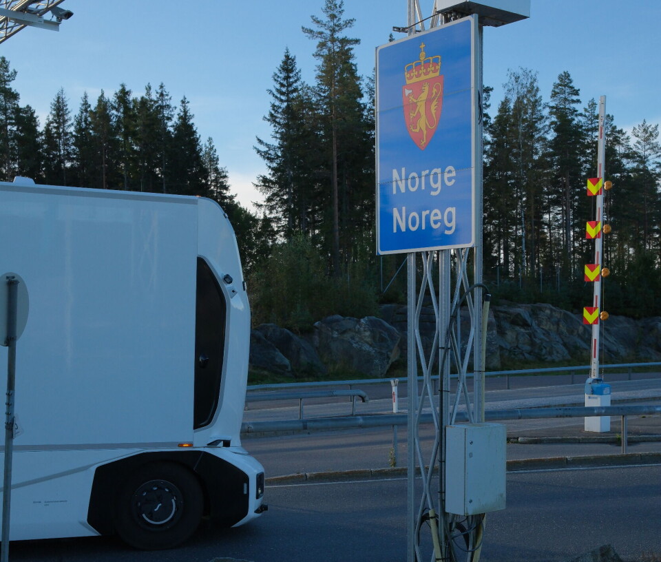 Den historiske begivenheten fant sted på grenseovergangen ved Ørje, da Einrides førerløse kjøretøy kjørte fra Sverige og inn i Norge.