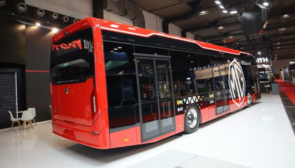 MG kommer med buss