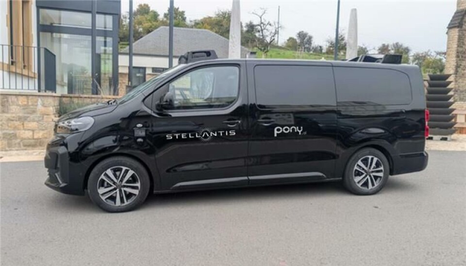 De første testbilene bygges på en Peugeot e-Traveller utstyrt med Pony.AI sin programvare for autonom kjøring.