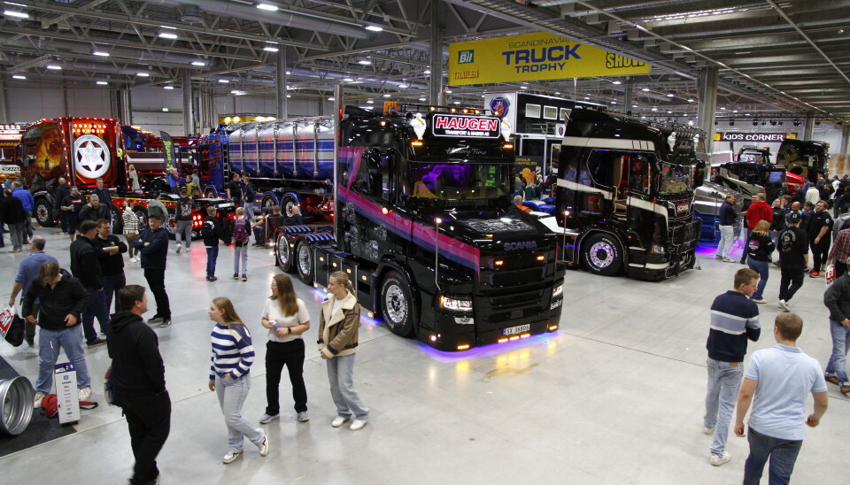55 213 mennesker strømmet til Oslo Motor Show på Nova Spektrum i Lillestrøm i helgen, hvor 23 hot trucks konkurrerte i den 17. utgaven av Scandinavian Truck Trophy.
