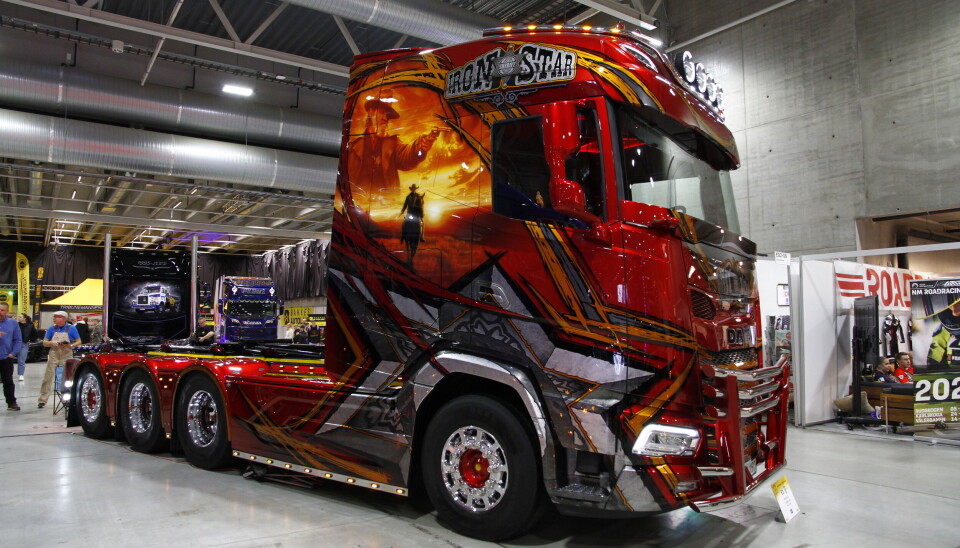 Den erfarne racerføreren Tudde Gahne kom til Norge med sin nybygde «Iron Star», en DAF XF530 krokbil. Bilen ble priset for beste lakkering. Den iøynefallende lakkeringsjobben ble utført av Ristimaa Customs, og designene ble laget av Perttu Papunen.